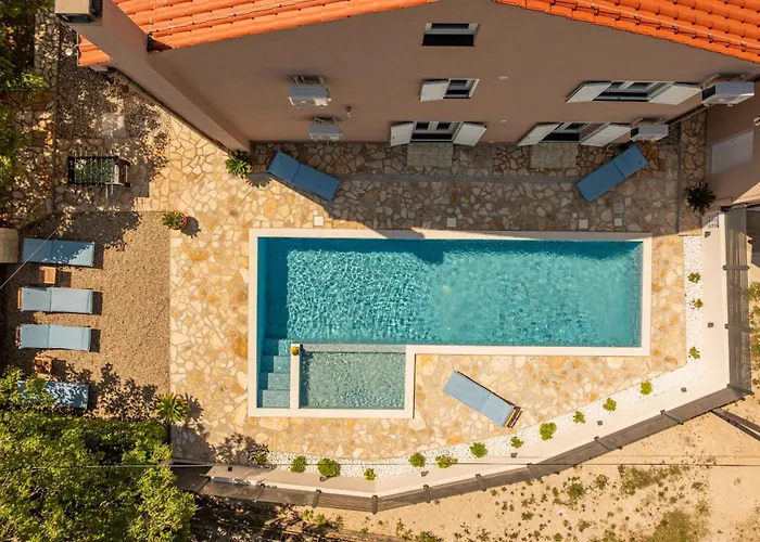 Family Oasis Zadarvillas Vila *