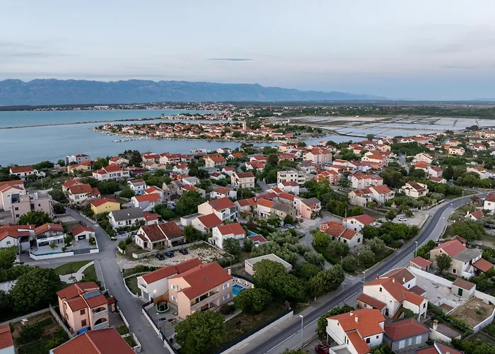 Вилла Family Oasis Zadarvillas Нин