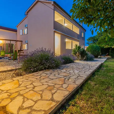 Family Oasis Zadarvillas Nin