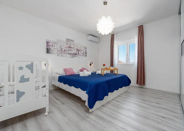 וילה Family Oasis Zadarvillas נין